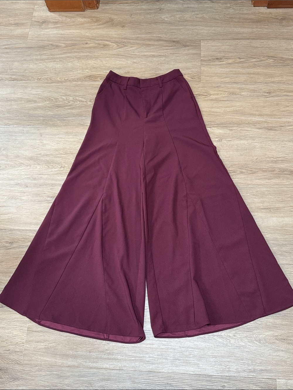VENUS Wide-Leg Palazzo Pants in Burgundy Wine